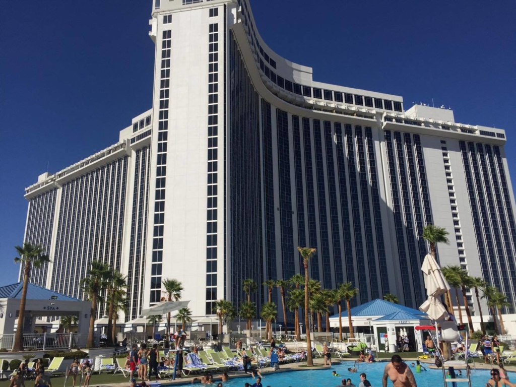 14215801_1272908919394623_730605545_o